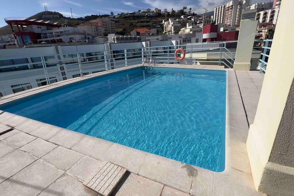 Ferienwohnung By The Sea III Lido - Com Piscina Funchal  Exterior foto